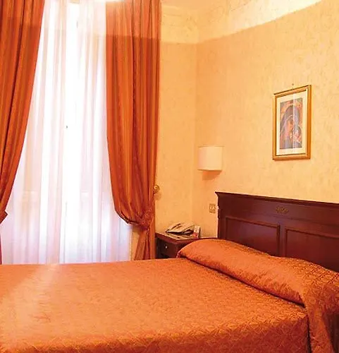 Daniela Hotel 3*