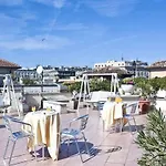 Hotel Daniela 3*