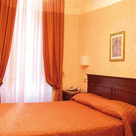 Daniela Hotel 3*
