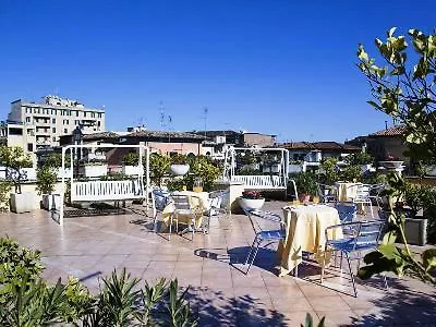 Daniela 3* Rome